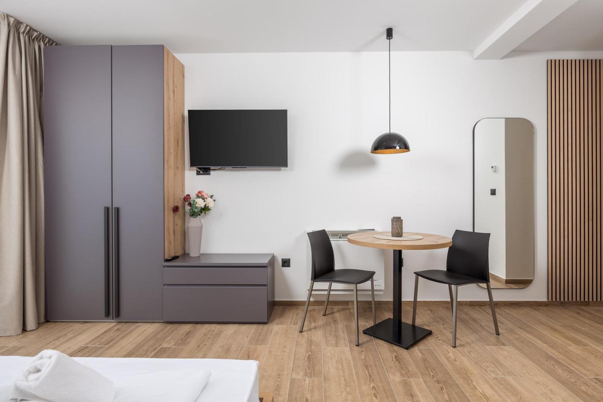 Belinda Apartments With Balcony & Private Parking Opatija Exterior foto